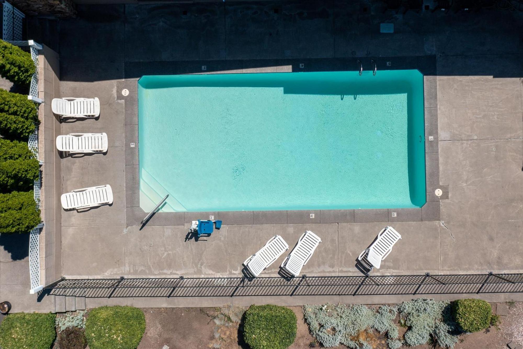 Bend Inn & Suites Εξωτερικό φωτογραφία