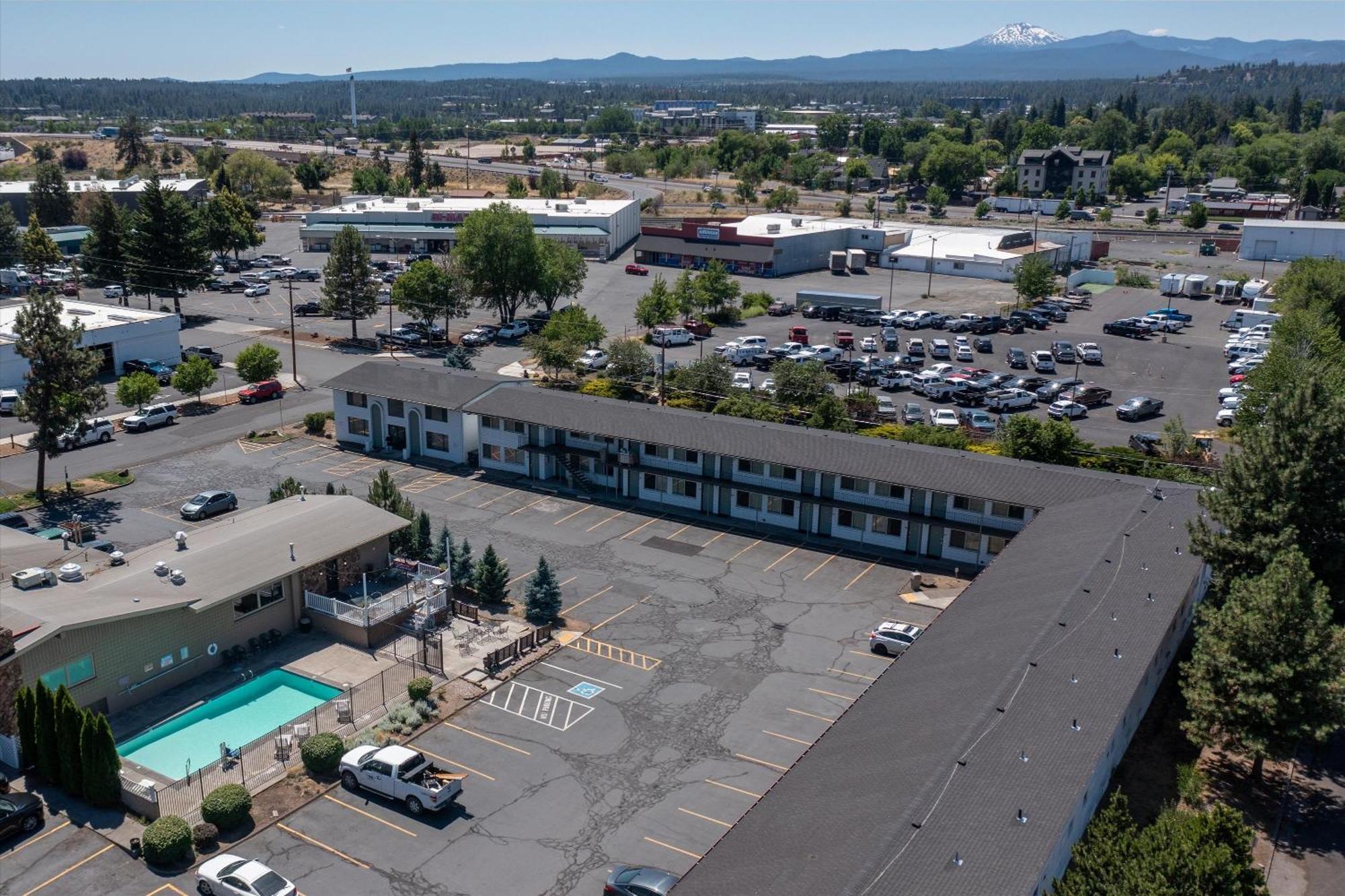 Bend Inn & Suites Εξωτερικό φωτογραφία